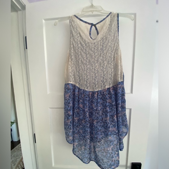 Flowy floral boho tank - Picture 2 of 5